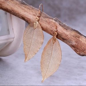 🍃🍃Beautiful Natual leaf GOLD Earrings 🍃🍃